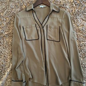 Express: Portofino Slim fit button down - Olive green W/ black lining